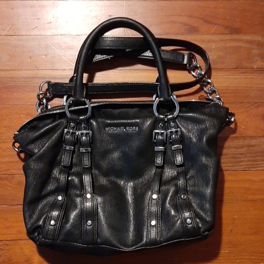 Handbags/Purses - Picture 2 of 5